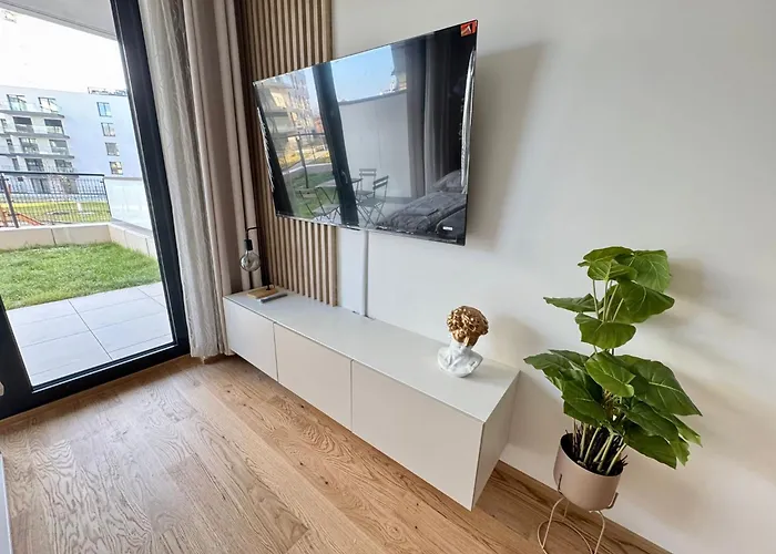 The Basilej Apartment Private Garden & Parking 公寓 *