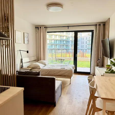 The Basilej Apartment Private Garden & Parking *