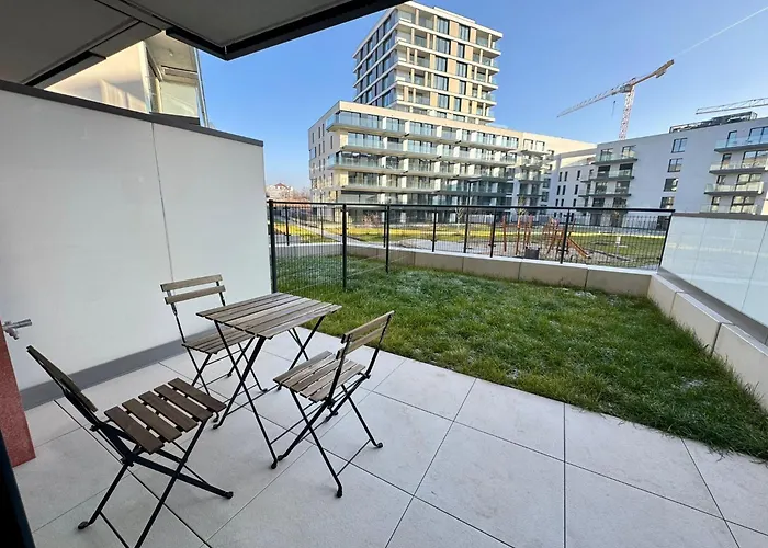 The Basilej Apartment Private Garden & Parking